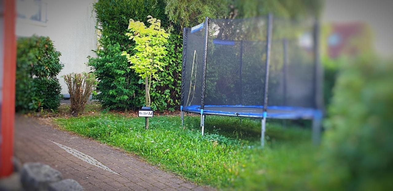 Lichtdurchflutetes Zimmer - Kaeppele Waldbuttelbrunn ภายนอก รูปภาพ